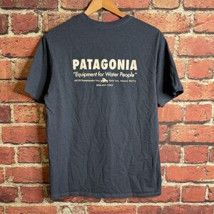 Patagonia Hale'iwa HI Equipment for Water People Men's Small Pocket Tee Blue
